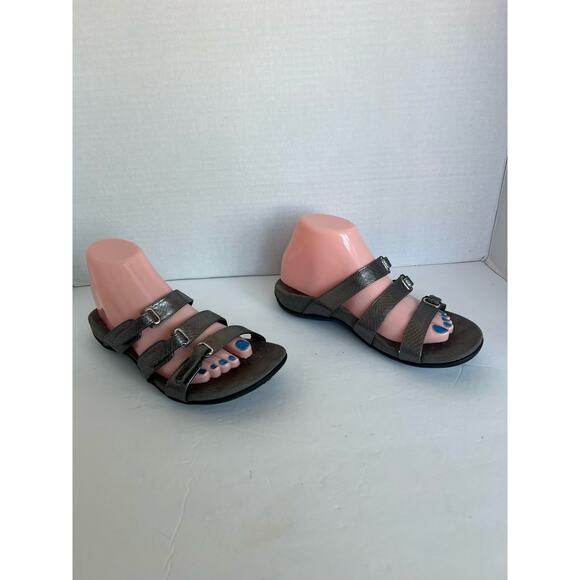 Vionic Orthopedic Strappy Comfort Slip On Sandals Gray Adj Leather Flat Sz 8 - Picture 3 of 9